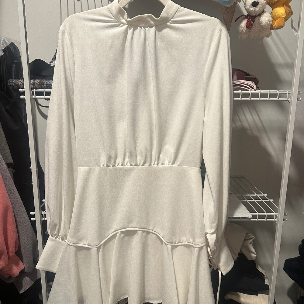 Finders Keepers Size M White Soleil Mini Dress